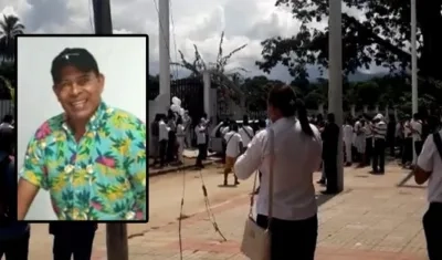 El locutor Luis Alfonso Quiroz Munive fue sepultado en el cementerio de Curumaní. 