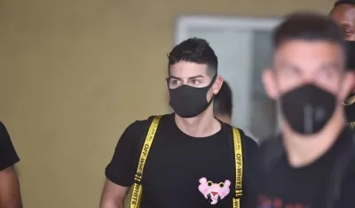 James Rodríguez llegando a la concentración.