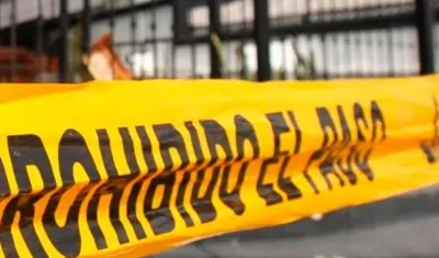 El cuerpo de joven era transportado en una maleta.