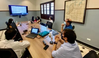 Reunión del Alcalde con el director de Cormagdalena. 