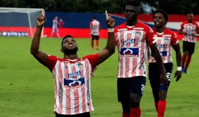 Junior espera celebrar la clasificación esta tarde. 