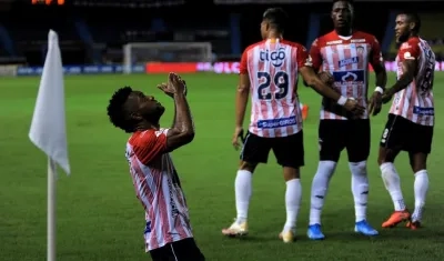 Celebración de Miguel Ángel Borja.