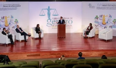 El Fiscal ante la Comisión Nacional de Género.