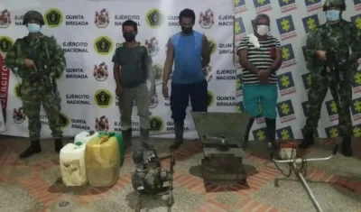 En el operativo fueron capturadas tres personas. 