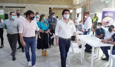 Alcalde Pumarejo en la Feria de Servicios del Sector Trabajo en Villas de San Pablo.