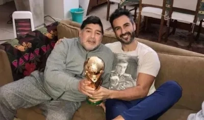 Diego Maradona y Leopoldo Luque. 