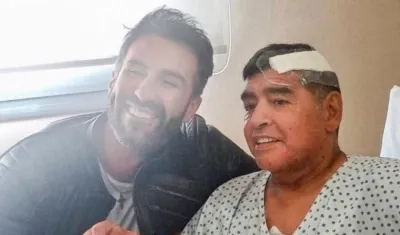 Leopoldo Luque con Diego Armando Maradona.