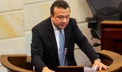 El senador Eduardo Pulgar.