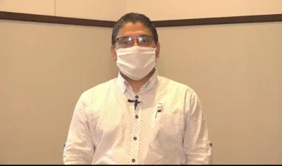 Humberto Mendoza, Secretario de Salud.