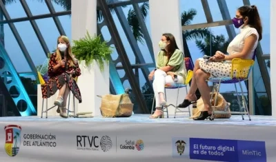 Elsa Noguera, Karen Abudinen y Marcela Dávila.