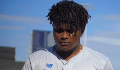 Dilson Herrera, pelotero de Caimanes. 