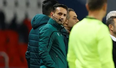 Sebastian Coltescu, cuarto árbitro acusado de proferir el insulto racista. 