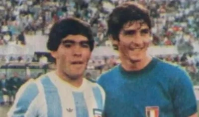 Diego Maradona y Paolo Rossi. 