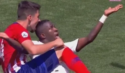 Momento del mordisco a Vinicius. 