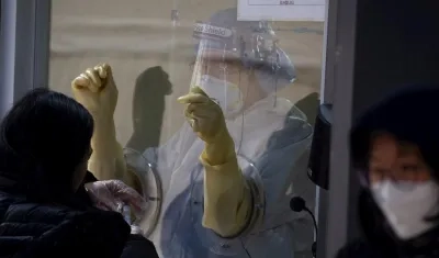 Estados Unidos suma 15,4 millones de casos de coronavirus.