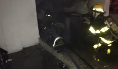 Incendio en la estación de Policía de El Rodadero.