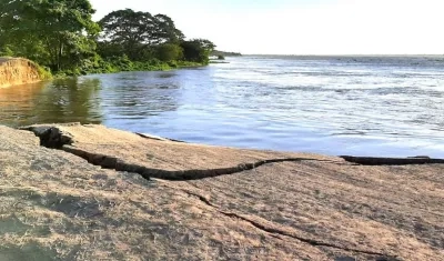 Avance de la erosión del río Magdalena en Salamina.