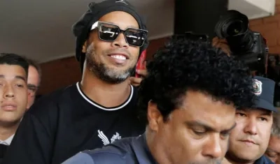 Ronaldinho, ex jugador brasileño. 