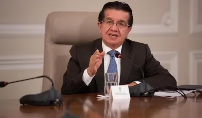 El Ministro de Salud, Fernando Ruiz.