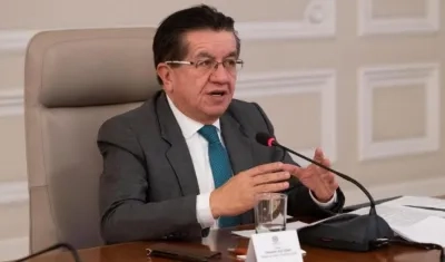 El Ministro de Salud, Fernando Ruiz.