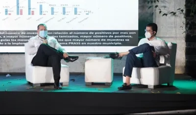 El Alcalde Rodolfo Ucrós presidiendo la rendición de cuentas.