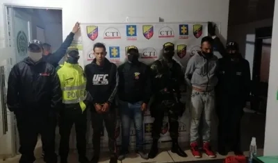 Iván Camacho Moreno, Yuger Daniel Torres Paredes y Antonio Raúl Hoyo Figueroa 