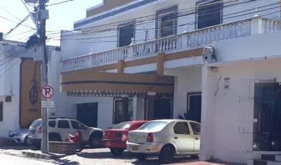 Hotel donde se encuentran los dos jueces y el Fiscal capturados.