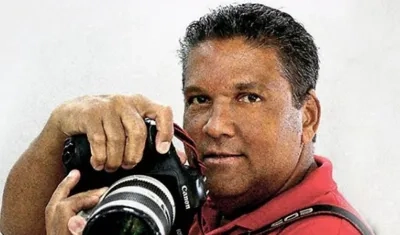 Carlos Capella, uno de los participantes de la exhibición.