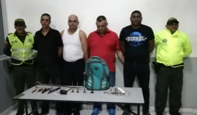 Los capturados en la URI de la Fiscalía.