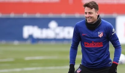 Santiago Arias, jugador colombiano. 