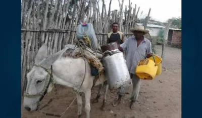 El transporte de agua desde el río Magdalena.