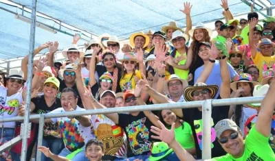 Asistentes a desfiles del Carnaval de Barranquilla.