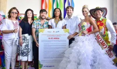 La Directora del Carnaval, el Alcalde, la Ministra, el presidente de Bavaria, la Reina del Carnaval y el Rey Momo.