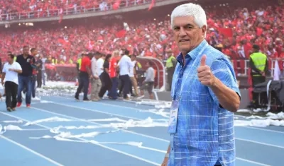 El técnico de Junior, Julio Comesaña.