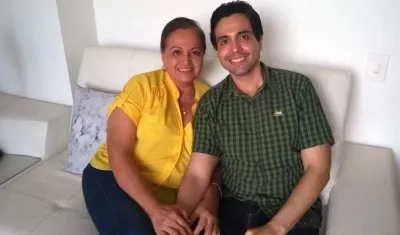 Martha Díaz Alfonso con su hijo Andrés Felipe Henao Díaz.