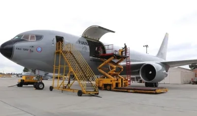 Un avión Júpiter 767, de matrícula FAC-1202, de la Fuerza Aérea Colombiana (FAC).