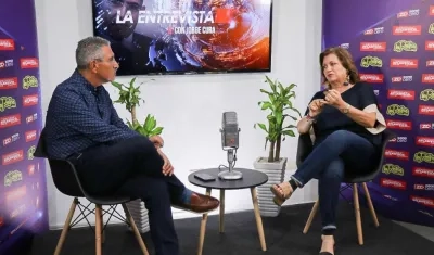 La Entrevista con Jorge Cura, hoy con Carla Celia directora de Carnaval S.A.S