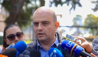 Ministro encargado de Salud, Iván González.