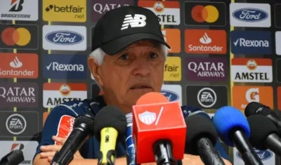 Julio Comesaña, entrenador de Junior.
