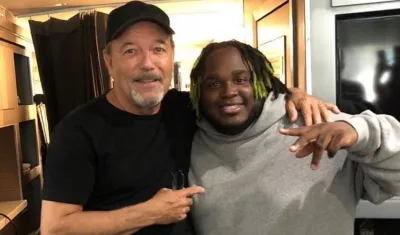 Los artistas panameños Rubén Blades y Sech.