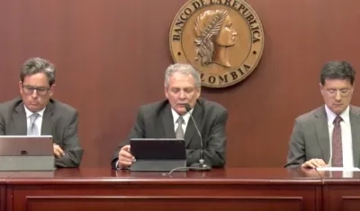 Ministro de Hacienda, Gerente del Banco de la República y Superintendente Financiero.