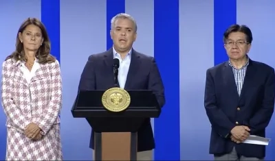 El Presidente Iván Duque haciendo el anuncio.