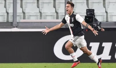 Paulo Dybala celebra un gol con la Juventus. 