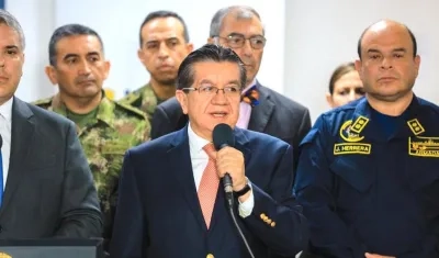 Fernando Ruiz, Ministro de Salud.