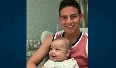 James Rodríguez y su hijo Samuel. 