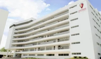 Fachada de la Universidad de la Costa.