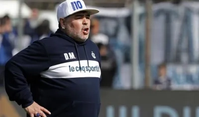 Diego Maradona, técnico de Gimnasia y Esgrima de La Plata. 