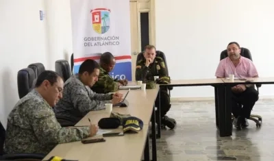 Yesid Turbay, Secretario del Interior del Atlántico, se reunión con mandos militares y de Policía.