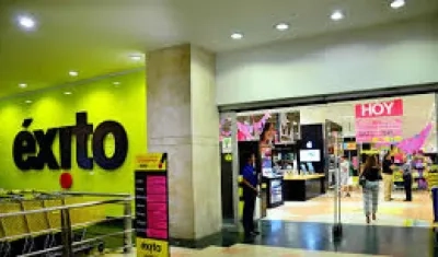 Éxito en Centro Comercial Buenavista.