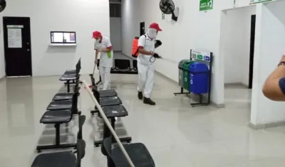 Labores de desinfección en la UCJ.